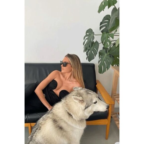 Welcome To The Love Club
Heart Top Black Size S/M NWT - Picture 2 of 12